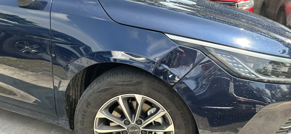 BYD Seal 5 damaged body panel