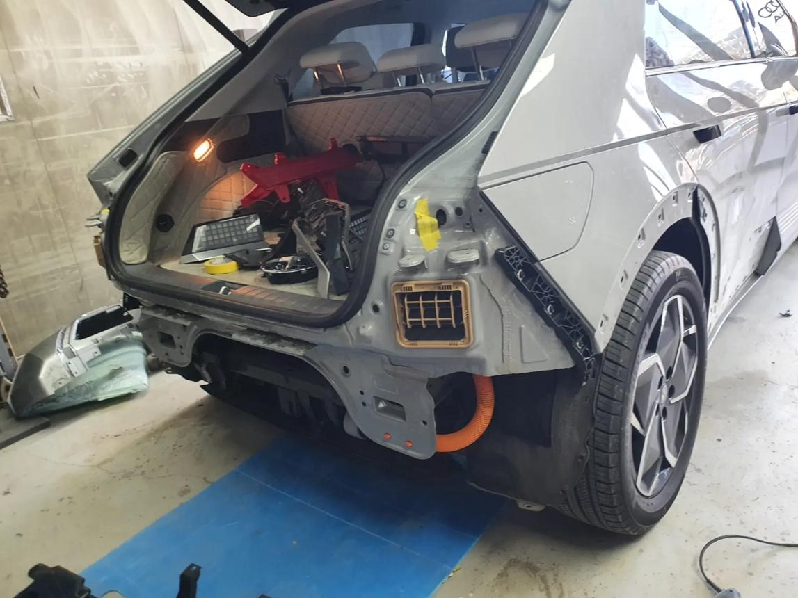 Electric Car Rear Bumper Repair